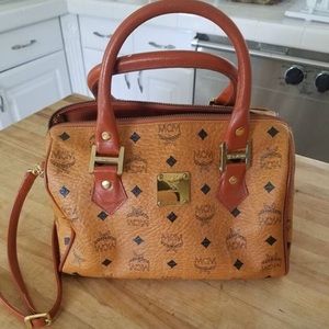 MCM Tote - Crossbody